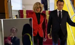 Fransa Cumhurbaşkanı’na Uçakta Tokat! Brigitte Macron Gündem Oldu