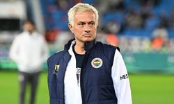 Fenerbahçe'de Mourinho Krizi! Mourinho Fenerbahçe'ye Veda Mı Ediyor?