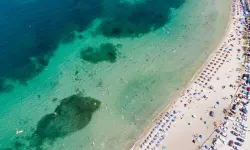 Çeşme'yi Bodrum'u Aratmıyor! Masmavi Denizi ve Altın Sarısı Kumsallarıyla Tatilcilerin Yeni Gözdesi...