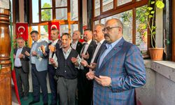 Balıkesir’de Gelenek Bozulmadı: Bayramlaşma Zağnos Paşa Camii’nde Gerçekleşti