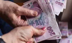 Milyonlarca Emekliye Bayram Müjdesi! 2026 Kurban Bayramı İkramiyesi İçin Tarih Belli Oldu mu? Hesaplara Yatacağı Gün: