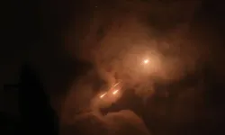İsrail İran’ı Vurdu, İran Karşılık Verdi: Dakika Dakika Sıcak Çatışma!