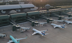 Son Dakika! Bakan Uraloğlu Açıkladı! 7 Ülkeye Uçuşlar 31 Mart’a Kadar Askıya Alındı! Hangi Havalimanları Kapalı?