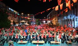 Milli İrade Meydanı'nda Demokrasi Nöbeti