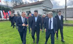 Balıkesir’de 8 mahalleye futbol ve halı saha yatırımı geliyor