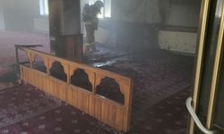 Manyas Salur Mahallesi Camii’nde Yangın: İtfaiye Ekipleri Müdahale Etti