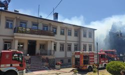 Bandırma'da Çatı Yangını! 14 Araç Seferber Oldu!