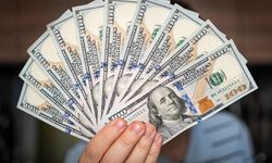 Dolar 42 TL Sınırında! Piyasalar Trump’ın Açıklamaları ve ABD Hükümet Kriziyle Dalgalanıyor