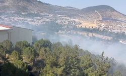 Yatılı Okulun Yanında Yangın! Dursunbey'de Alevler Son Anda Durdu