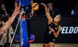 Filenin Sultanları Son Anda Yıkıldı! Türkiye, VNL 2025'te İtalya’ya 3-2 Mağlup Oldu