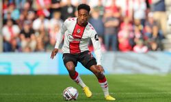 Beşiktaş Transferi Bitirdi! Kyle Walker-Peters Resmen Geliyor