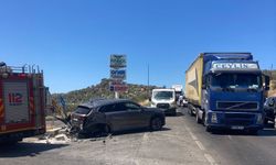 Son Anda Direksiyonu Kırdı Ama... Burhaniye Yolunda Korkutan Kaza!