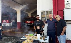 Ayvalık’ta Kahraman İtfaiyecilere Kokoreçli Teşekkür