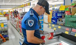 Burhaniye Zabıtası marketlere baskın yaptı!
