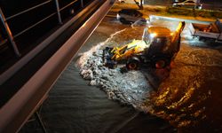 Ankara'da Şiddetli Sağanak Yağış! Trafik Kitlendi!