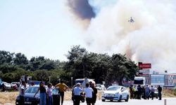 Çanakkale'de Orman Yangını Yerleşim Yerine Yaklaştı! Havalimanı Uçuşlara Kapatıldı!