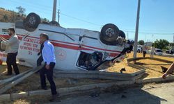 Manisa'da Feci Kaza! Ambulans Takla Attı! 1 Kişi Hayatını Kaybetti, 6 Yaralı Var!