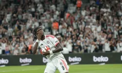 Beşiktaş'ın Yıldızı Tammy Abraham'dan St. Patrick's - Beşiktaş Maçında 10 Dakika'da İki Klas Gol!