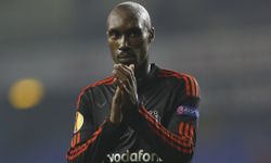 Sergen Yalçın, Atiba İçin Israrcı! Beşiktaş'ın Efsanesi Atiba Hutchinson Yeniden Beşiktaş'a!