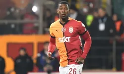 Galatasaray'da Kriz! Carlos Cuesta Transferinde Pürüz Çıktı! Oyuncu İstanbul'a Geri Döndü!