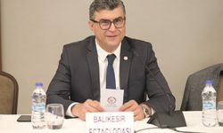 Sındırgı Depreminde Eczane Yıkıldı! Başkan Gümüş’ten “Dayanışma” Mesajı