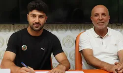 Beşiktaş'ın Eski Yıldızı Süper Lig'e Geri Döndü! Alanyaspor 4 Transferi Aynı Anda Tanıttı