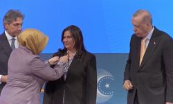 Özlem Çerçioğlu CHP’den İstifa Etti, AK Parti’ye Katıldı: “Alnım Ak, Başım Dik Hizmete Devam”