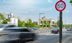 Karayollarındaki Hız Sınırları Güncelleniyor! Hız Limitleri Artacak mı? Azalacak mı?