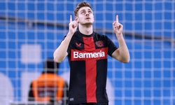 Galatasaray'da Kritik Karar! Sacha Boey mi, Josip Stanisic mi?
