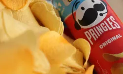 Pringles Türkiye’de Yeniden Satışta! Türkiye’de 330 TL, ABD’de Sadece 2 Dolar