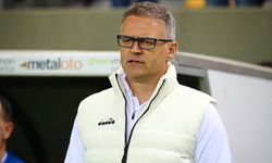 Sakaryaspor’da İrfan Buz Dönemi Sona Erdi! Yeni Teknik Direktör Kim Olacak?