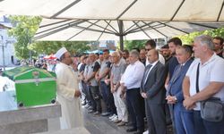 Balıkesir Eğitim Camiası Yasta: Ramazan Konakbay 58 Yaşında Ebediyete Uğurlandı