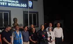 Bakan Ali Yerlikaya'dan Sındırgı'da 6.1 Büyüklüğünde Depremle İlgili Açıklama: 1 Kişi Müdahalelere Rağmen Kurtarılamadı!