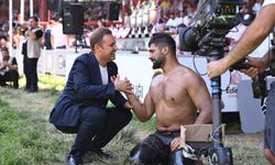 Balıkesir Büyükşehir Belediyesporlu Enes Doğan Elmalı’nın 2. Kez Başpehlivanı Oldu