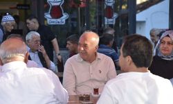 Dursunbey Çarşı Meydanı’nda Emekliler İçin Çay Evi Hizmete Girdi