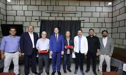 35 Yılı Aşkın Emek! Bigadiç’te Doktorlara Teşekkür Plaketi