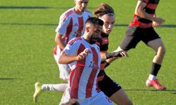 Ayvalıkgücü Belediyespor Evinde Uşakspor’a 2-0 Mağlup Oldu!
