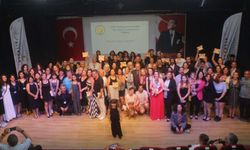 Burhaniye Kent Tiyatrosu Yeni Yetenekler Arıyor: 25. Yıla Özel Oyuncu Seçmeleri Başladı