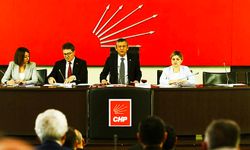 CHP Parti Meclisi Özgür Özel Başkanlığında Toplandı! MYK'da Değişiklik Olacak mı?