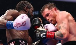 Milyon Dolarlar Havada Uçtu! Canelo Alvarez ve Terence Crawford Dövüş Maçından Ne Kadar Kazandı?