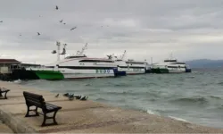 Feribot Seferlerine Fırtına Engeli! Şiddetli Fırtına Yüzünden Birçok Feribot Seferi İptal Edildi!