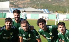 12 Bingölspor Evinde Güldü: Yeşilyurtspor’u 2-0 Mağlup Etti!