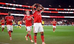 Jose Mourinho’lu Benfica, İlk Yarıyı 2-1 Önde Kapattı!