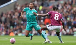 Liverpool Uzatmalarda Burnley’i Yıktı! Salah Penaltıyla 3 Puanı Getirdi