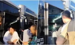 Kadıköy'de Feci Kaza! İki Metrobüs Birbirine Girdi!