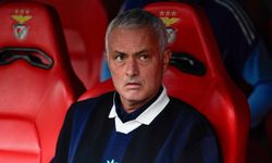 Mourinho Krizi Devam Ediyor! Fenerbahçe Jose Mourinho'yu UEFA ve FIFA'ya Şikayet Edecek mi?