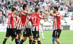 Sivasspor Fırtınası! Adana Demirspor’u 5-0 Mağlup Etti