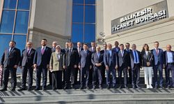 Balıkesir'de Türkiye Yüzyılı Buluşmaları: AK Parti Milletvekilleri Nabız Tuttu
