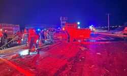 Ayvalık’ta Feci Kaza: 1 Ölü, 2 Ağır Yaralı
