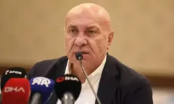 Samsunspor Başkanı Yüksel Yıldırım'dan Fenerbahçe'nin Teknik Direktörü Tedesco için Eleştiriler: "Eyvah Dedim!"